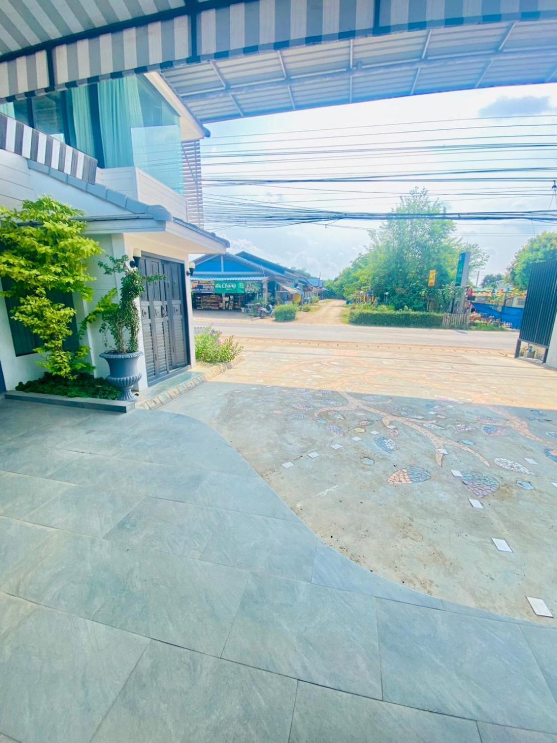 La Riva Boutique Hotel Kamphaeng Phet Esterno foto