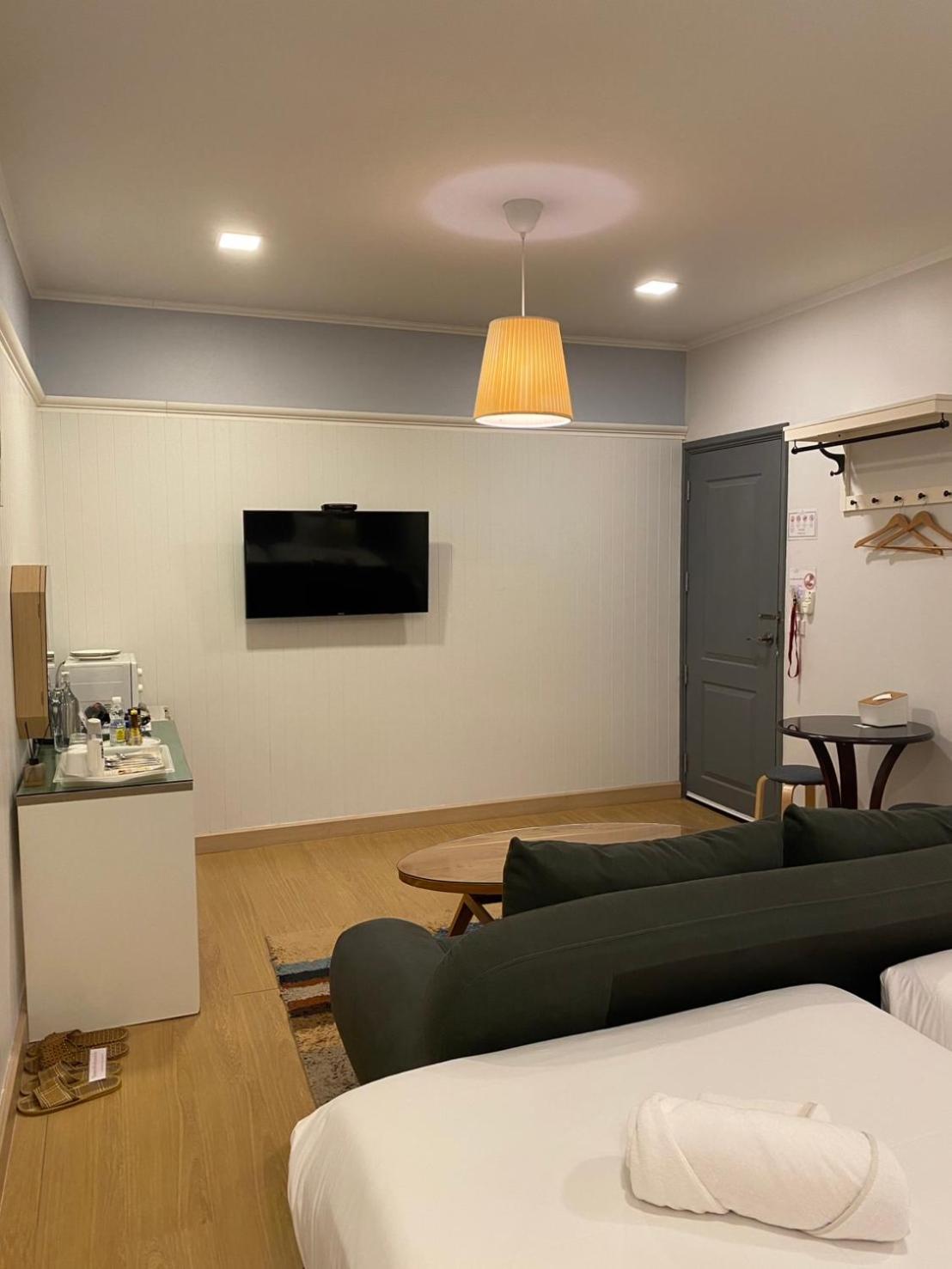 La Riva Boutique Hotel Kamphaeng Phet Esterno foto