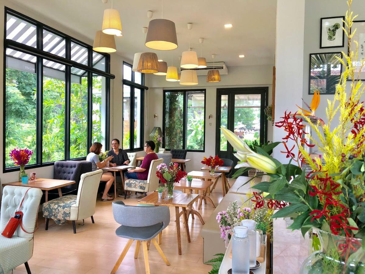 La Riva Boutique Hotel Kamphaeng Phet Esterno foto