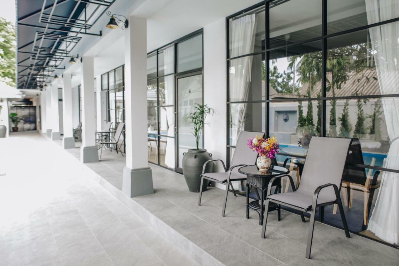 La Riva Boutique Hotel Kamphaeng Phet Esterno foto
